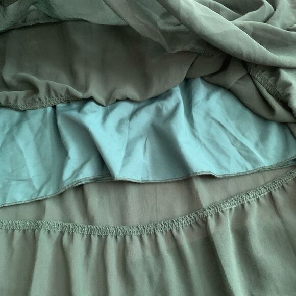 Pretty garden maxi dress very beautiful light weight perfect for summer night - Picture 4 of 5